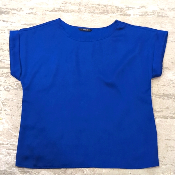 SHEIN - Rolled Cuff Batwing Satin Top - Picture 2 of 6